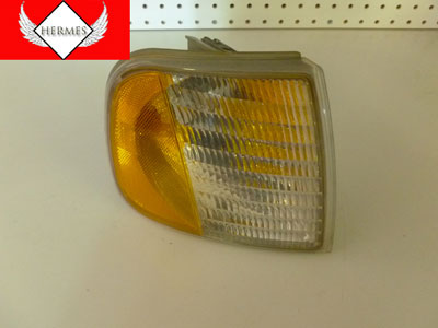 1998 Ford Expedition XLT - Turn Signal Corner Light, Front Right